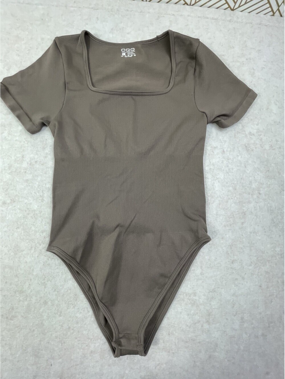 OQQ Ribbed Square Neck Bodysuit Short Sleeve Mocha Size L Brown Top Snap Closure